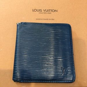 Auth Louis Vuitton blue Epi leather UNISEX wallet